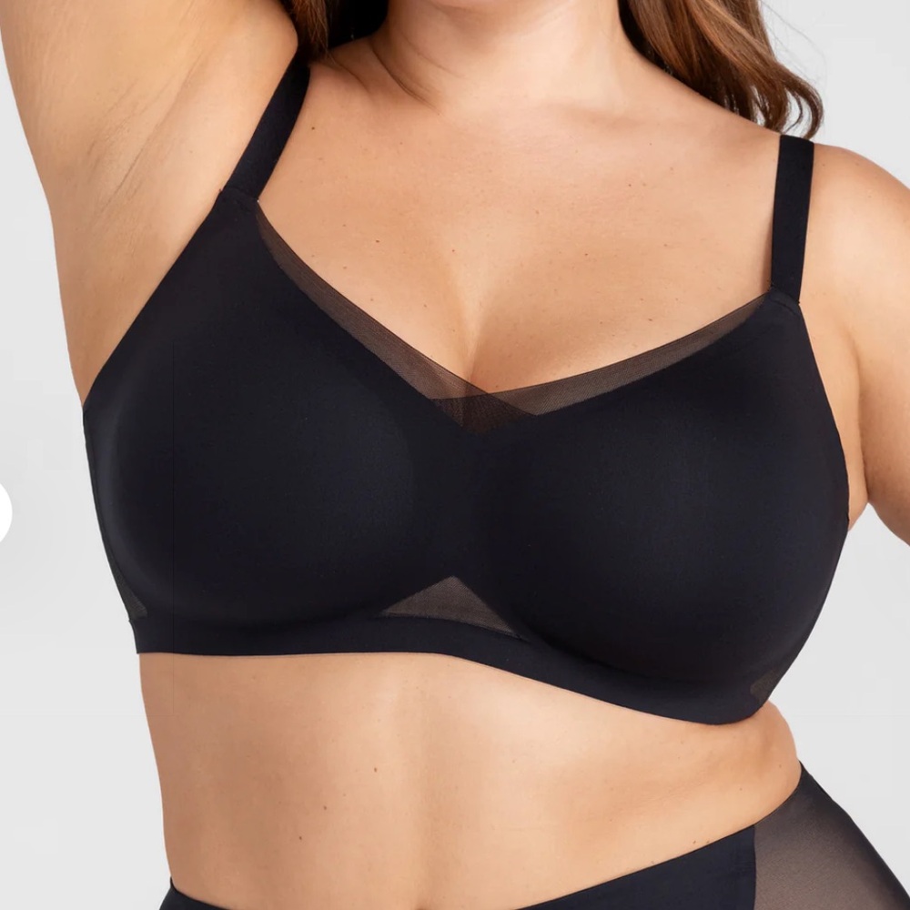 Honey Love Black Lift Wear Crossover Bra NWT, 3X